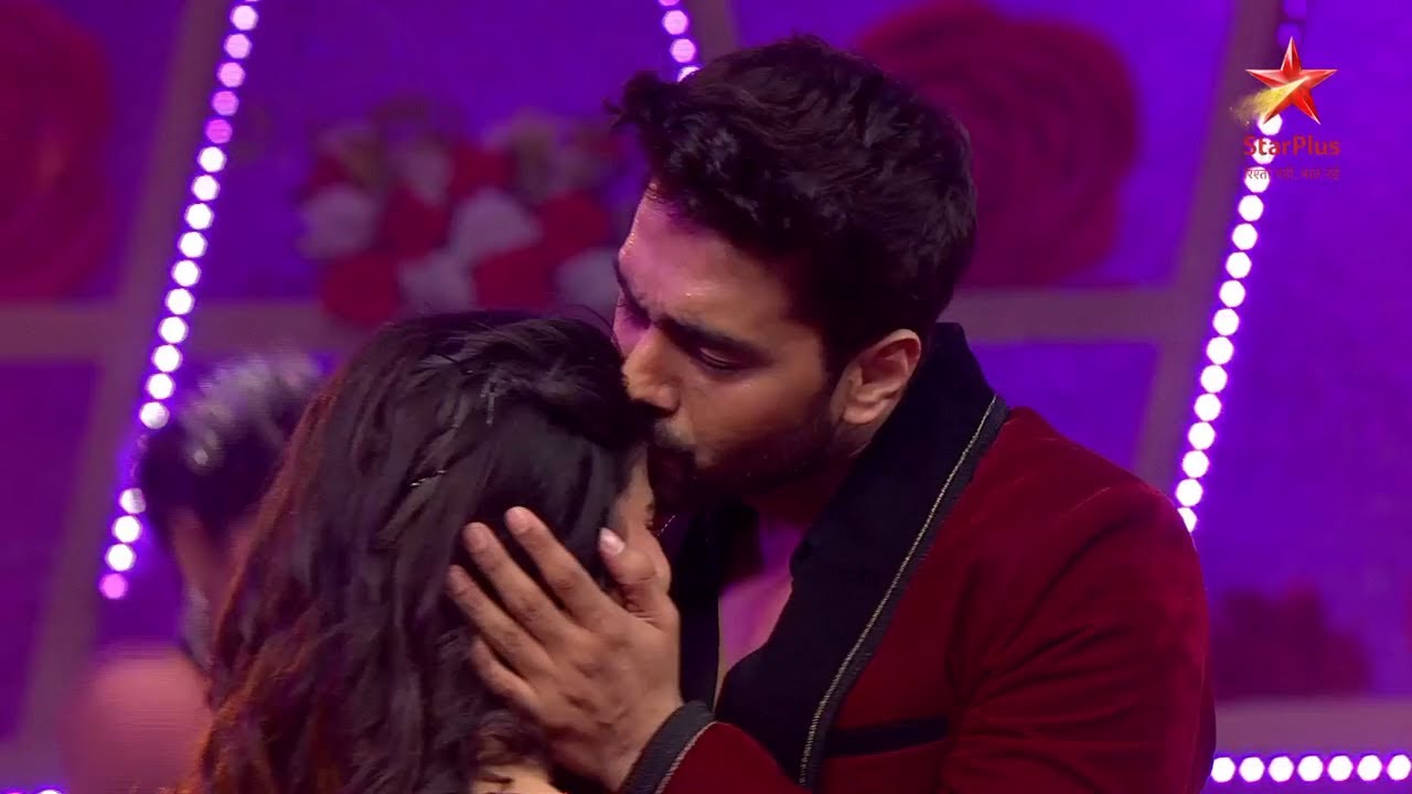 Star Parivaar - Romance ki Barsaat | Abhira Armaan