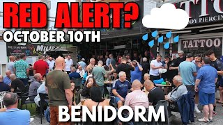 Benidorm PACKED During RED ALERT?! 😱☔ HUGE Crowds Flood the Bars & Pubs!