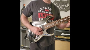 Quick Ibanez Universe Clip!