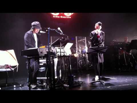 黃耀明 22.3.2011 人山人海打游GIG 我們不哭了