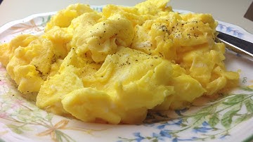 How to Cook Perfect Fluffy Scrambled Eggs