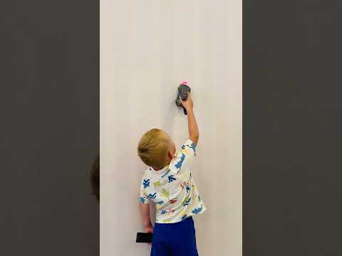 Дитяча іграшка антигравітаційна машинка лазерне управління іграшка для дітей машинка їздить по стінах, видео 1