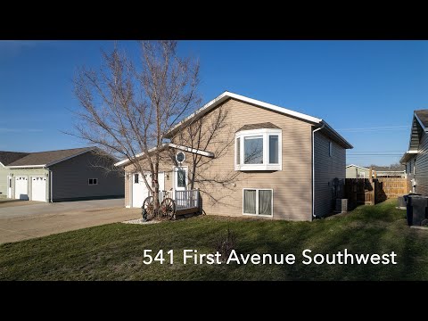 541 1st Ave SW, Dickinson, ND home video tour