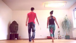 AcroYoga Tutorial - FREE SHOULDERSTAND - by Pascal & Julia Weis