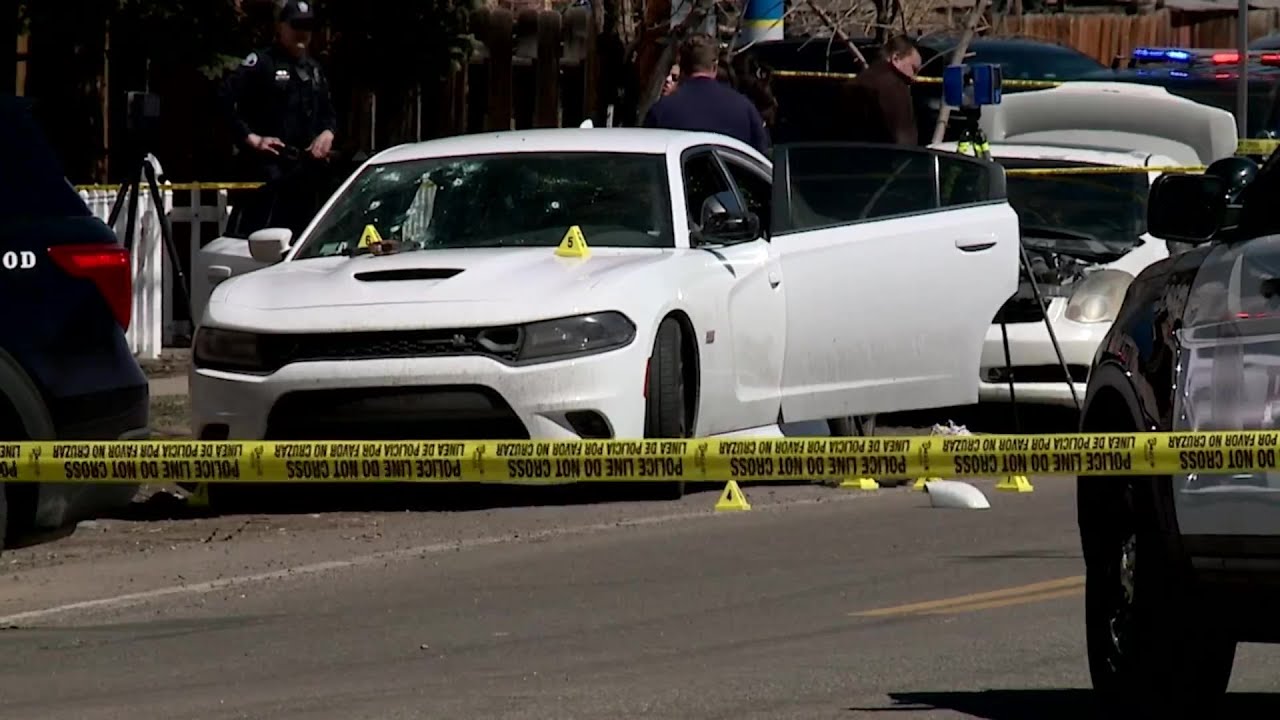 Triple shooting in Lakewood leaves 2 dead - YouTube