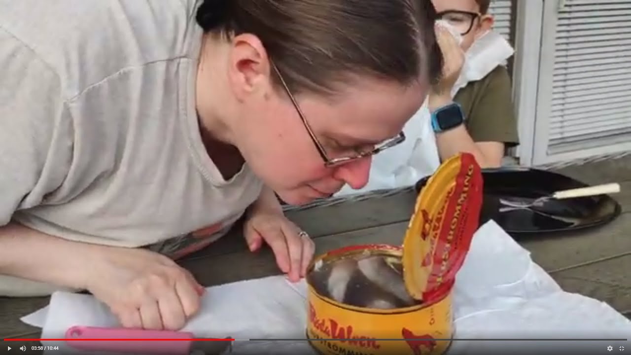 Surströmming /Smelly Fish Challenge YouTube