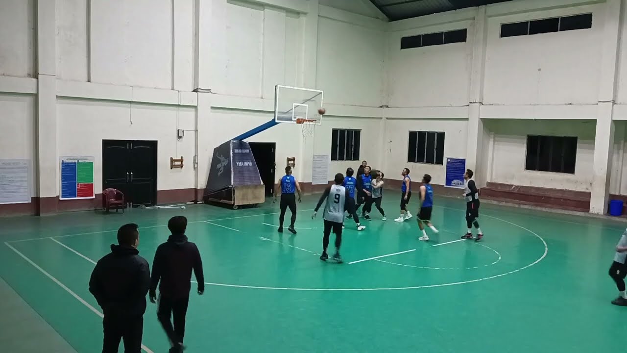 Клуб Фрэнсис против аутсайдера в полуфинале (ветераны)