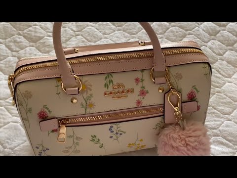 What's in my Coach Purse? What's in my Rowan Satchel in True Pink ? 