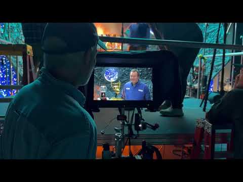 Mike and His Robot Pals - Sneak Peek At NEW MST3K Intro!