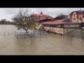 Латориця у Мукачеві затопила дитмайданчики, а рівень води піднявся до 4 метрів (ФОТО, ВІДЕО)