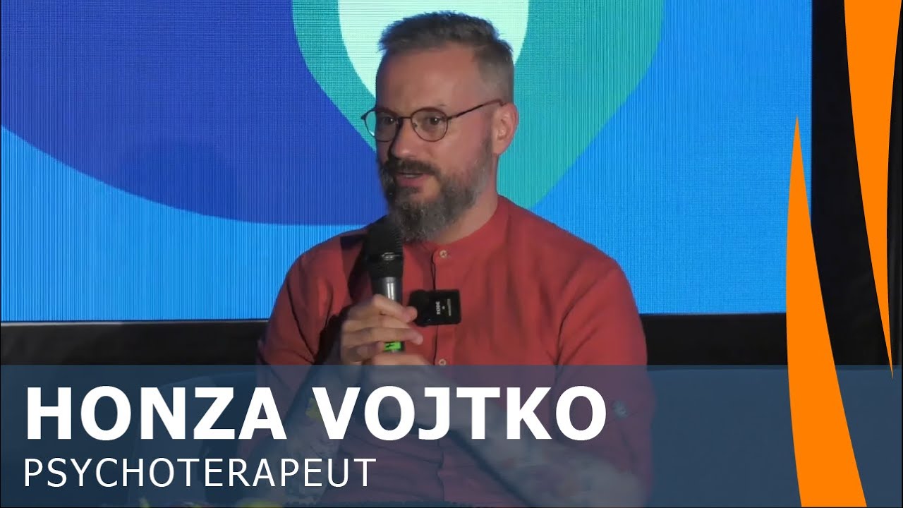 Budování vztahu k sobě - Psychoterapeut Jan Vojtko a Hausbot na Colours of Ostrava