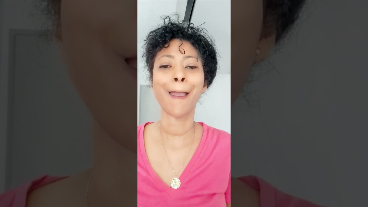 اقوى تمرين خدود مرفوعة ومشدودة كأنك بنت العشرين