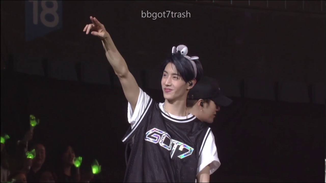 GOT7 EOY DVD -  BEFORE THE FULL MOON RISES (180506)