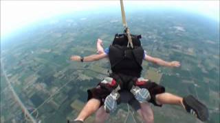 Kenny Skydiving