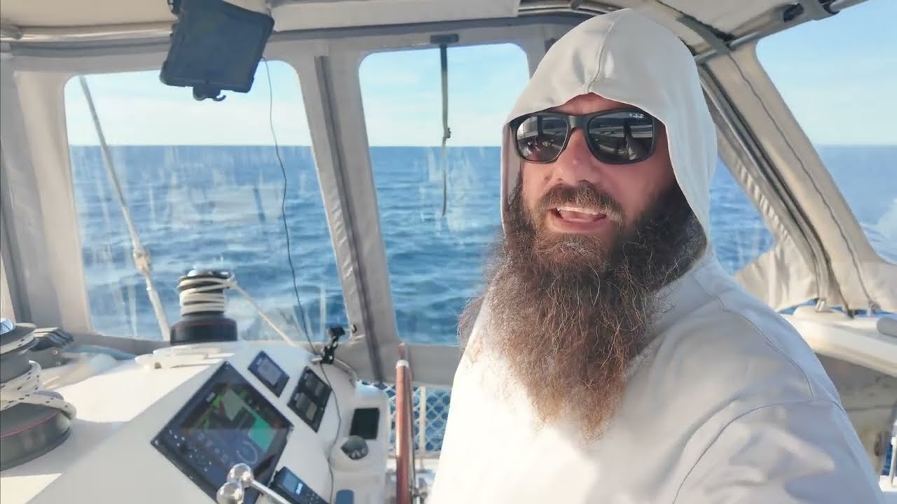 ⁣HELP with B&G! Need someone to explain to how to or i need to go back to furuno