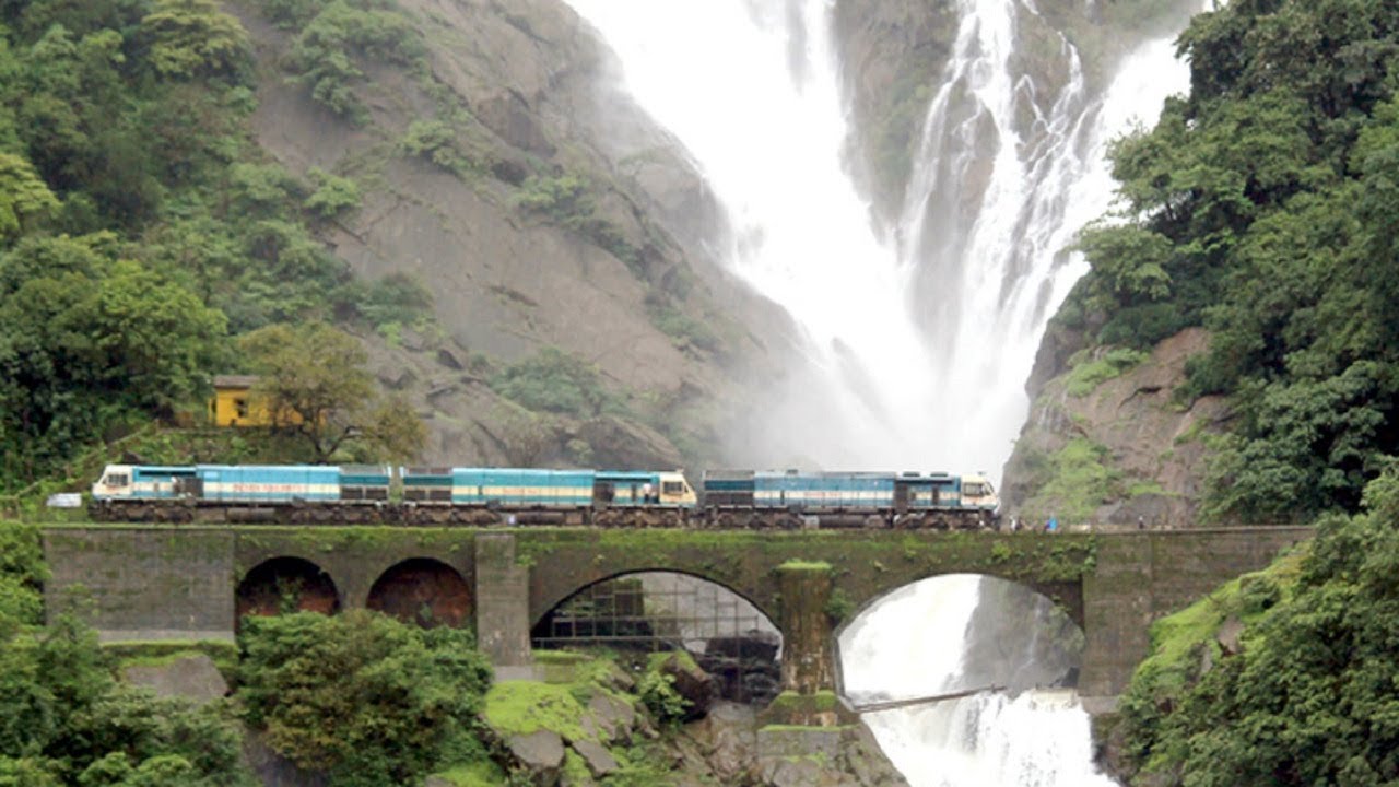 Dudhsagar waterfall goa , Goa Dudhsagar falls best place of 7 wonders