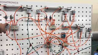 Pneumatic 3 cylinder cascade circuit