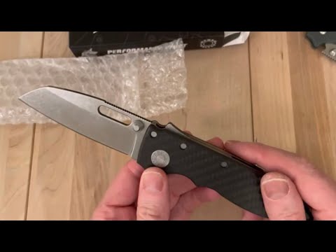 Unboxing - Demko AD20S Carbon Fiber Shark Foot S45VN