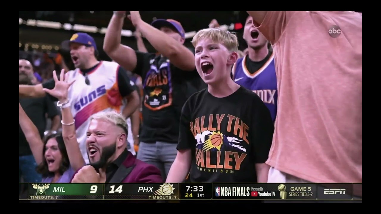 Jae Crowder hitting shots like he's James Harden | Bucks vs Suns