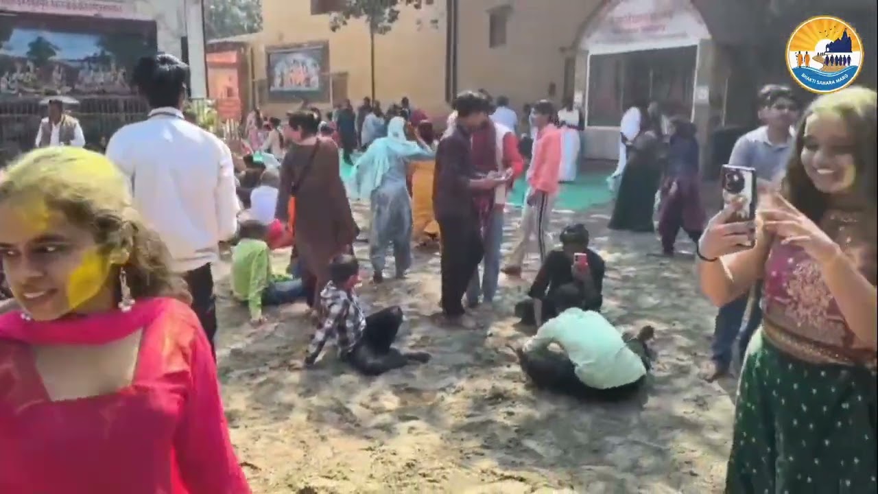 रमण रेती गोकुल की रेत होली 2026 , हजारो ने खेली होली