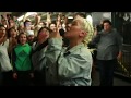 Christina Aguilera pousse la chansonnette incognito dans le métro new-yorkais