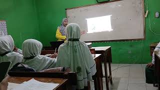 Tugas PKM 6 |Pendidikan Lingkungan Hidup| Pameran Hasil Karya dari Barang Bekas| UT