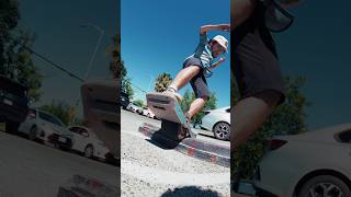Hit em with the back 2 back #thefloatlife #onewheeltricks #vesc #pev