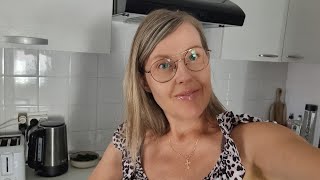 видео: Что у нас НОВОГО? Комната Сына. Нет таланта и денег на Декор. Курящие соседи  картинка: Что у нас НОВОГО? Комната Сына. Нет таланта и денег на Декор. Курящие соседи