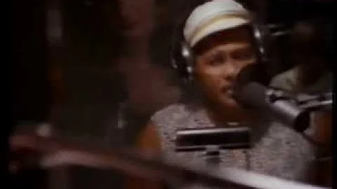 I Fall To Pieces Aaron Neville & Trisha Yearwood