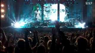 Robbie Williams - Fell  (Live at knebworth) HD