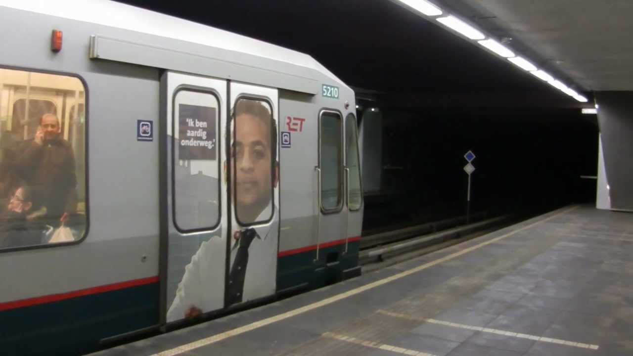 SG2 metro's bij metrostation Voorschoterlaan Rotterdam