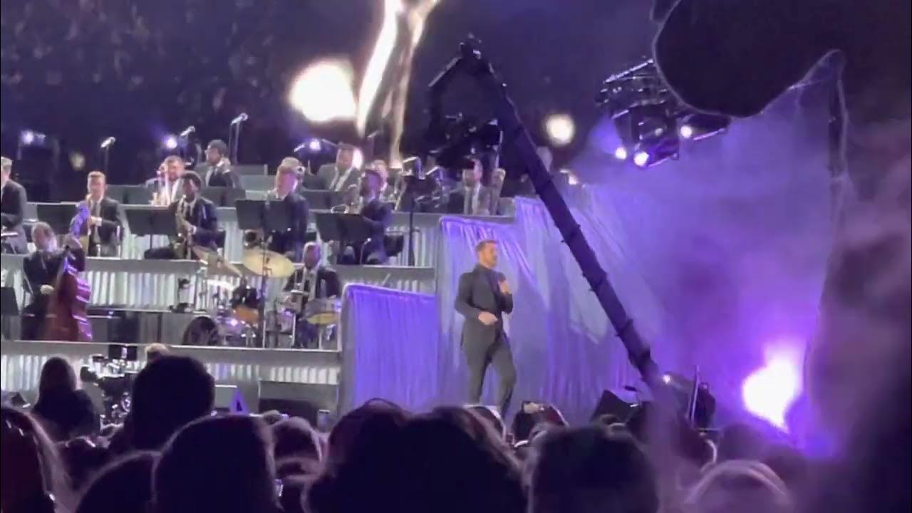 Michael Buble Hatfield House 23.7.22 YouTube