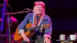 Willie Nelson | Funny How Time Slips Away | Crazy | Nightlife | 4K | September 7, 2025 | Outlaw
