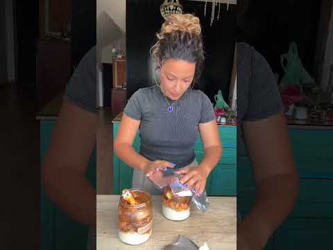 КУРОЧКА В БАНКЕ