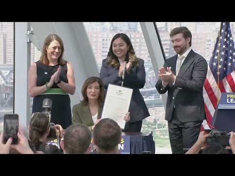 Gov. Hochul pauses environmental permits for 'hyper data centers'