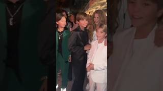 Es Una Mamá Orgullosa De Sus Hijos