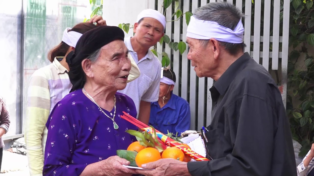 Làng Yên Nội Lễ tang cụ Phạm Thị Gái