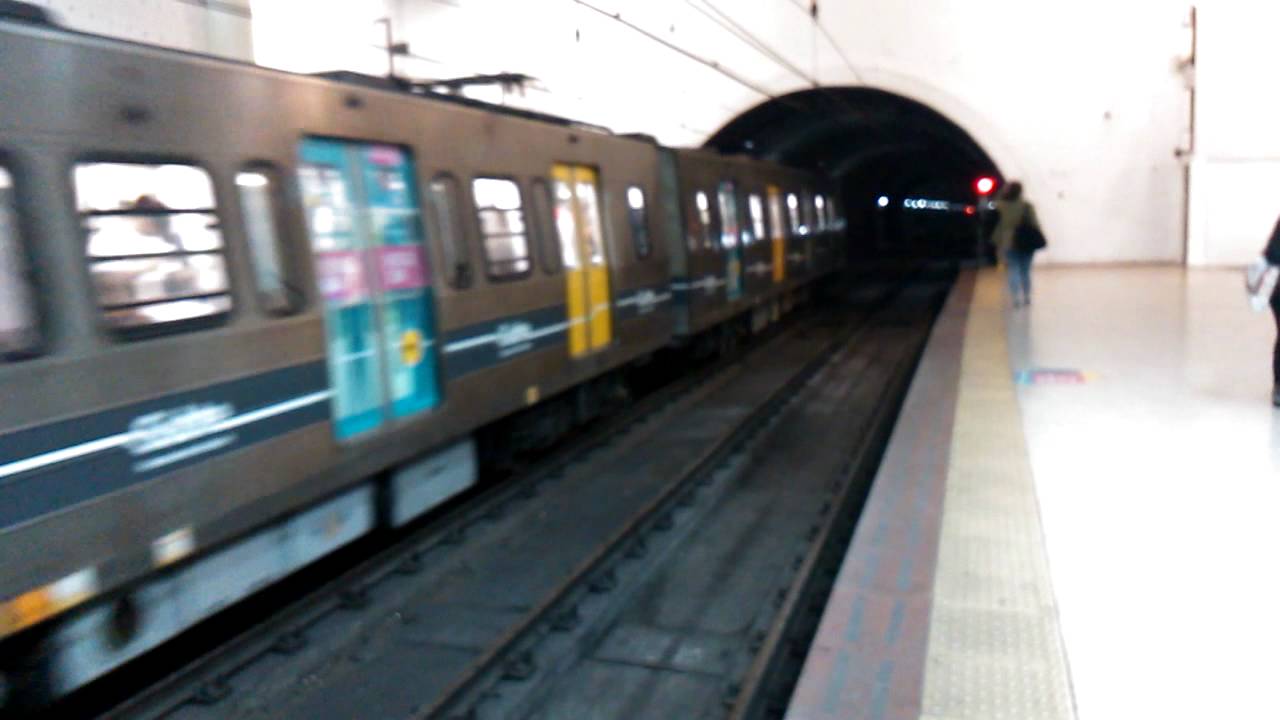 Subte Línea D - Alstom Metrópolis partiendo de est. Olleros