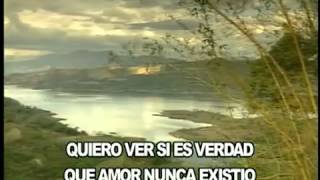 Video thumbnail of "Tu cabeza en mi hombro Enrique Gusman con letra"