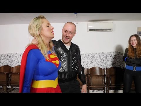 Supergirl Fights 2 Villains