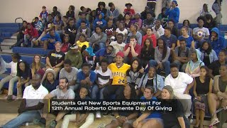 Pirates honor Roberto Clemente by donating sports equipment to local students