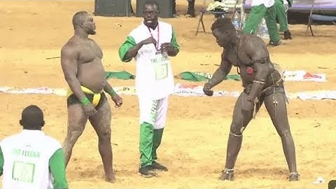 Intégralité Combat Modou Lô vs Siteu:Bagarre Intense et chute LITIGIEUSE