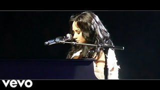 Demi Lovato - Smoke & Mirrors (Tell Me You Love Me World Tour DVD) Resimi