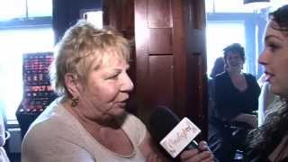 Eerste Vrouwenbiljart In Café Murk