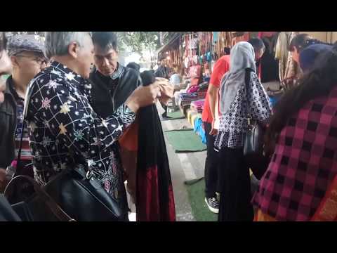 Video: Tips Menawar: Cara Menawar di Pasar di India