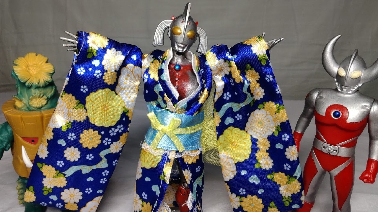 フィギュア）ウルトラの母 お正月2023 - YouTube