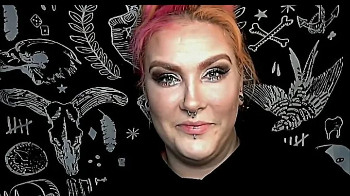 Morphe Fall into Frost shadow palette smoky eye
