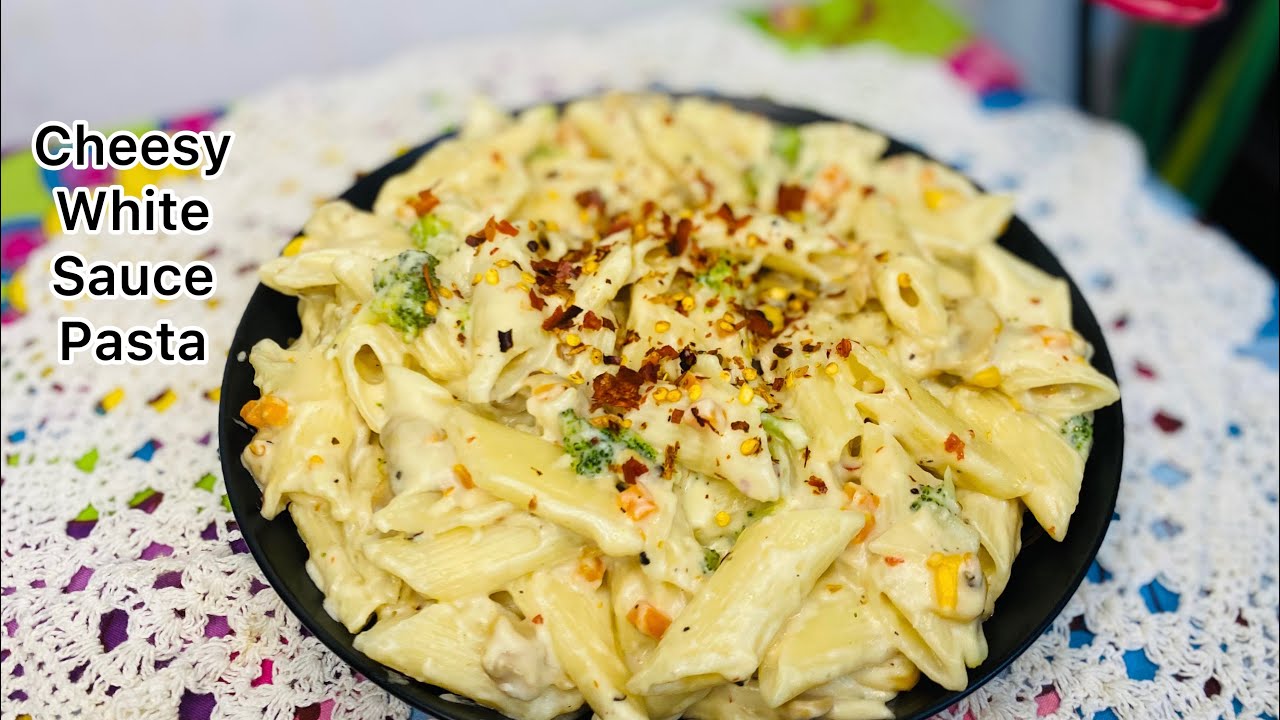 Pasta in White sauce white sauce pasta চিজি হোয়াইট সস পাস্তা উইথ মাশ্রুম creamy & cheesy