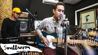 PENGUIN VILLA - ลำพัง | A Loner [Live Session] chords