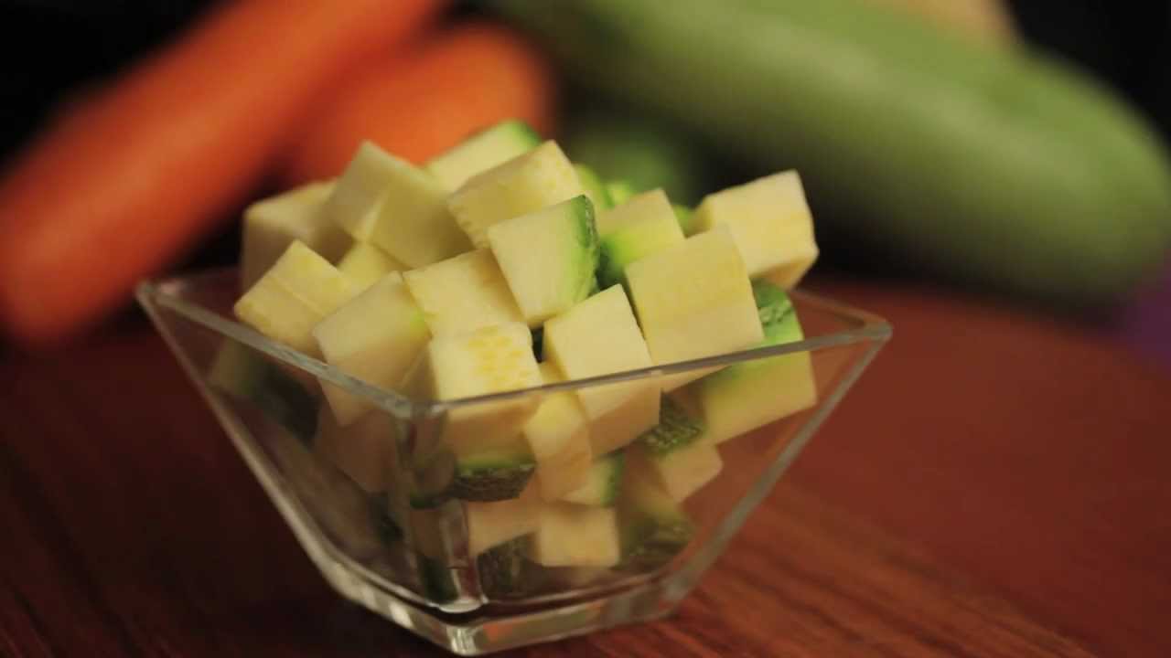 Cómo cortar verduras, todas las técnicas paso a paso